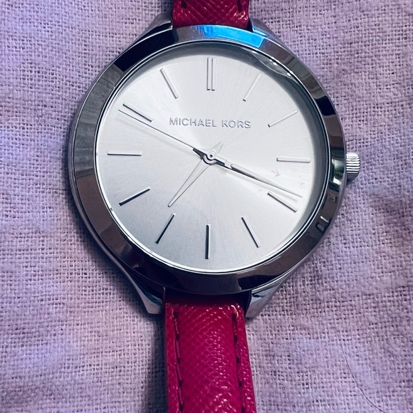 Michael Kors watch - Picture 5 of 7